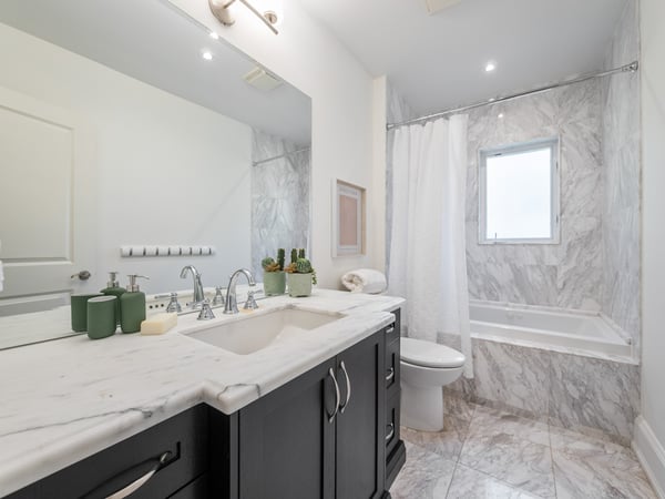 330 Willard Ave., Toronto, ON