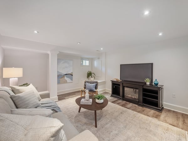 330 Willard Ave., Toronto, ON