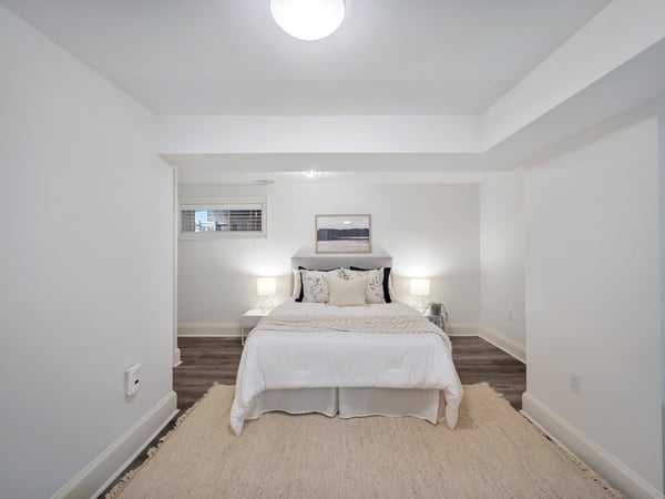 330 Willard Ave., Toronto, ON