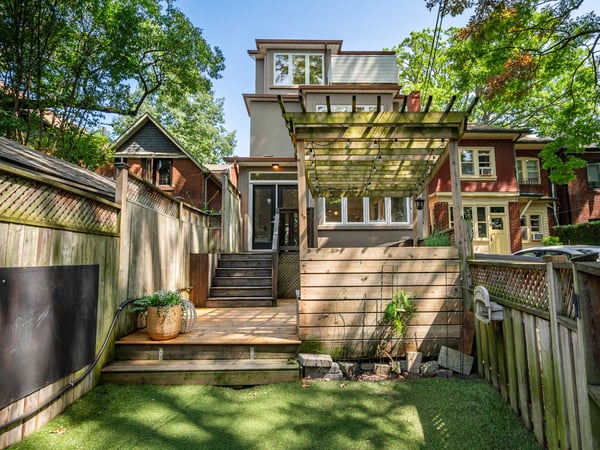 330 Willard Ave., Toronto, ON