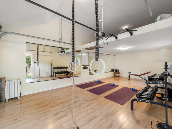 330 Willard Ave., Toronto, ON
