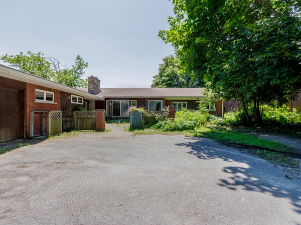 19 Lakeland Point Drive, Kingston, ON