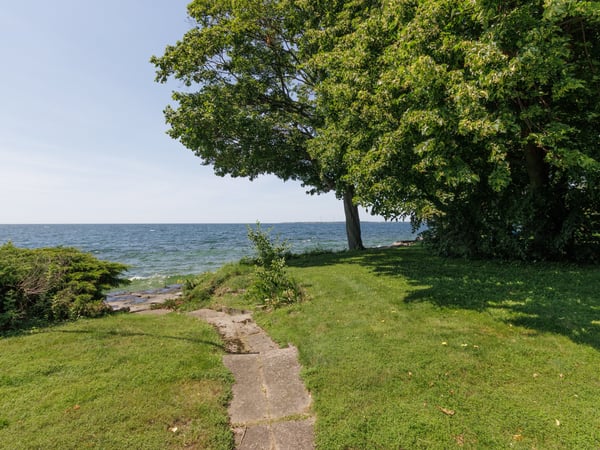 19 Lakeland Point Drive, Kingston, ON