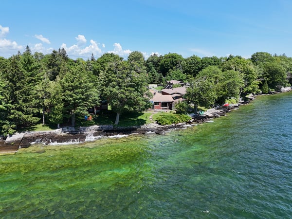 19 Lakeland Point Drive, Kingston, ON