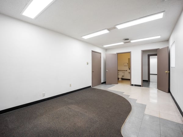 1130 Valley St, Colorado Springs, CO