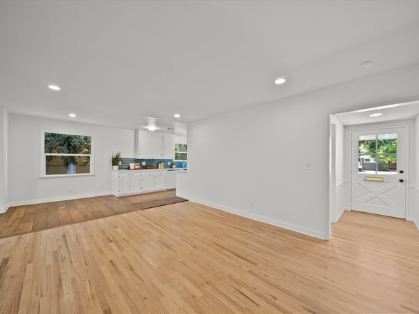 20776 Skouras Dr., Winnetka, CA
