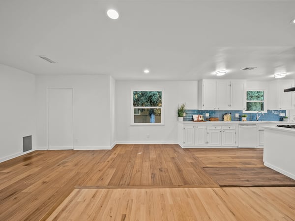 20776 Skouras Dr., Winnetka, CA