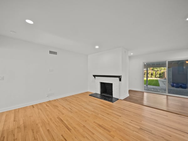 20776 Skouras Dr., Winnetka, CA