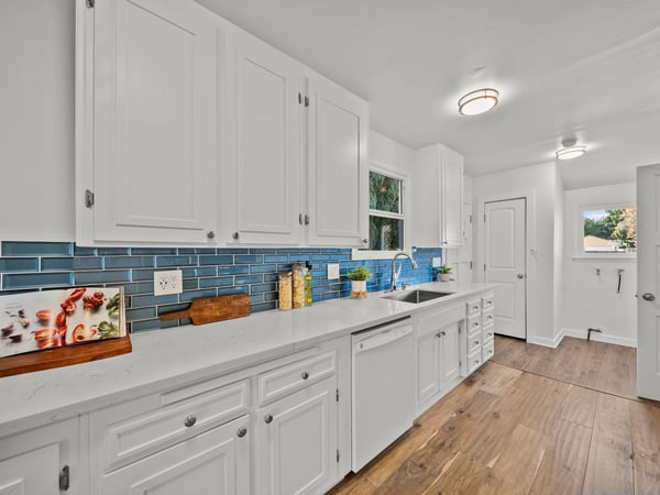 20776 Skouras Dr., Winnetka, CA
