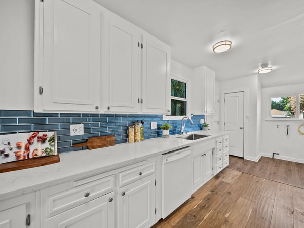 20776 Skouras Dr., Winnetka, CA