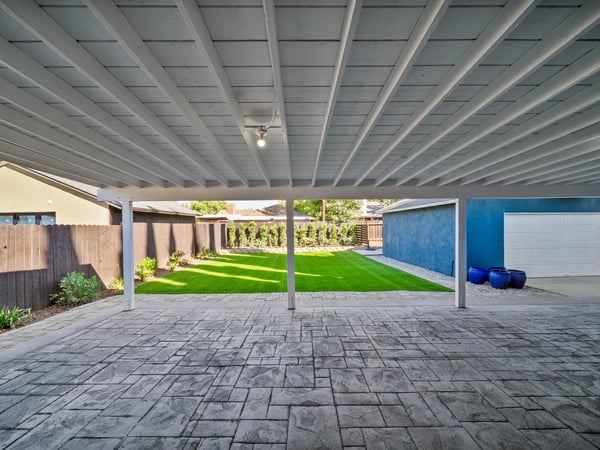 20776 Skouras Dr., Winnetka, CA