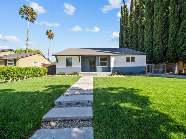 20776 Skouras Dr., Winnetka, CA