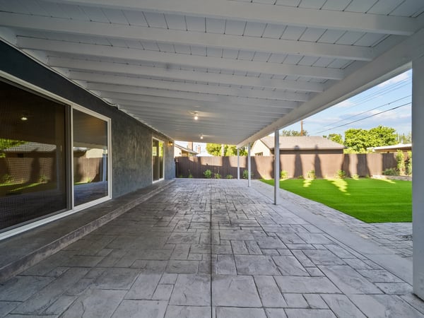 20776 Skouras Dr., Winnetka, CA