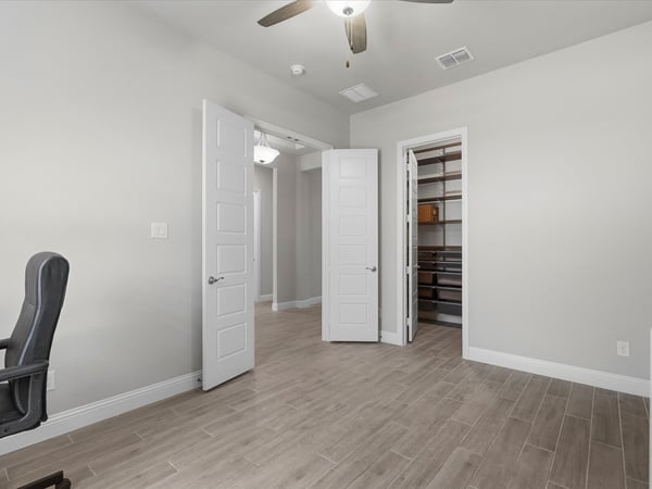 7025 Central Court, Aubrey, TX