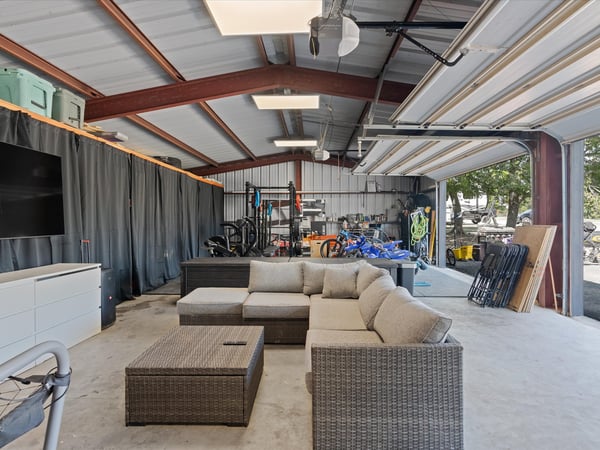 946 Burke Rd, Gunter, TX