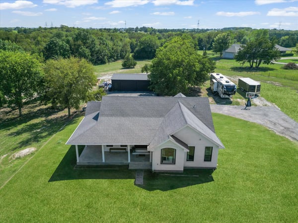 946 Burke Rd, Gunter, TX