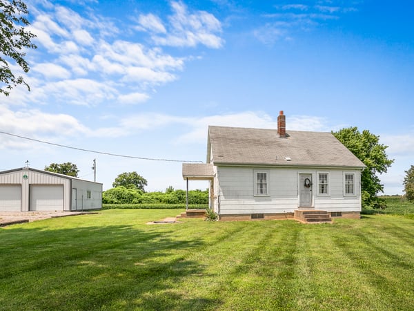 6269 Maeystown Road, Waterloo, IL