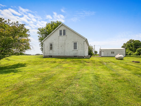 6269 Maeystown Road, Waterloo, IL