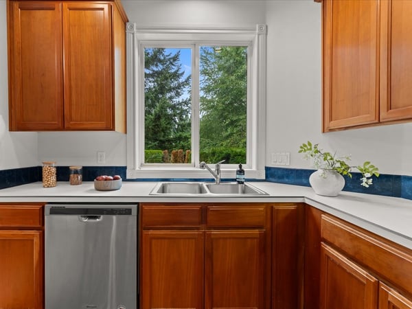 6725 SW Sean Michael Place, Portland, OR