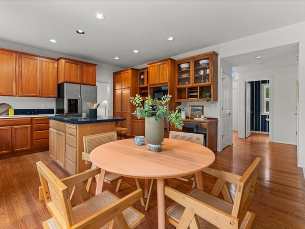 6725 SW Sean Michael Place, Portland, OR
