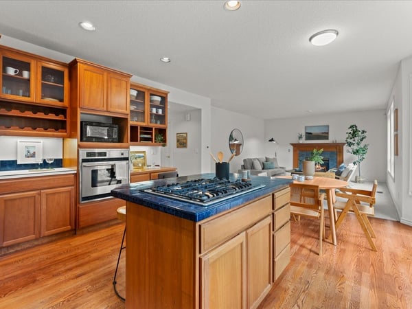 6725 SW Sean Michael Place, Portland, OR