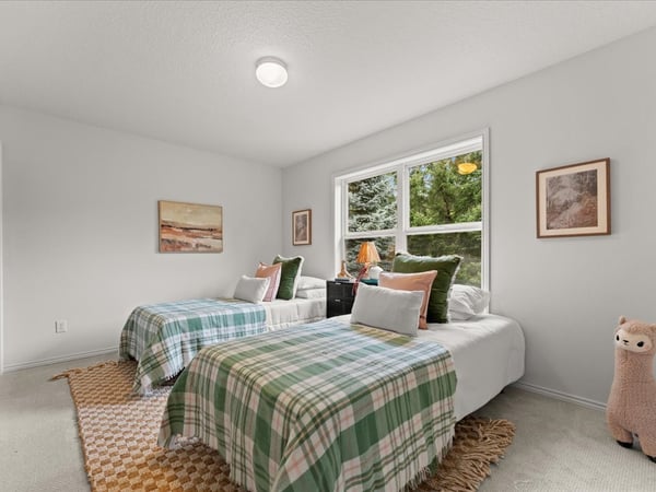 6725 SW Sean Michael Place, Portland, OR