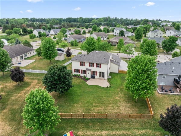 550 Lambert Drive, Slinger, WI