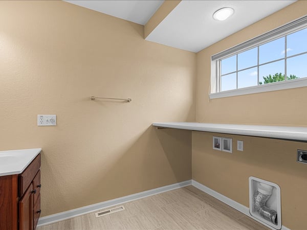 550 Lambert Drive, Slinger, WI