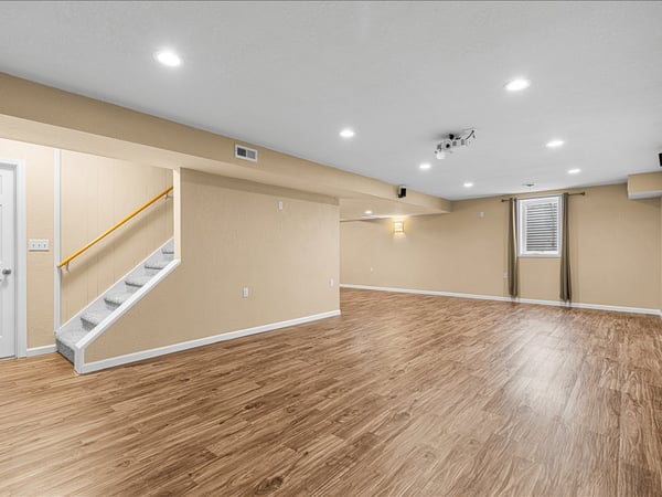 550 Lambert Drive, Slinger, WI