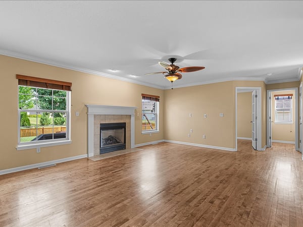 550 Lambert Drive, Slinger, WI