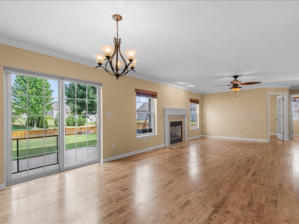 550 Lambert Drive, Slinger, WI
