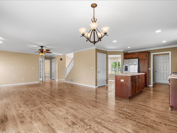 550 Lambert Drive, Slinger, WI