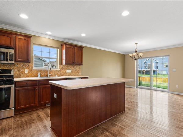550 Lambert Drive, Slinger, WI