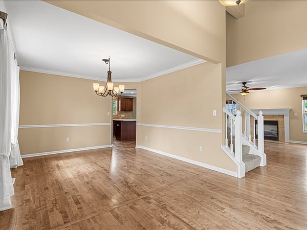 550 Lambert Drive, Slinger, WI