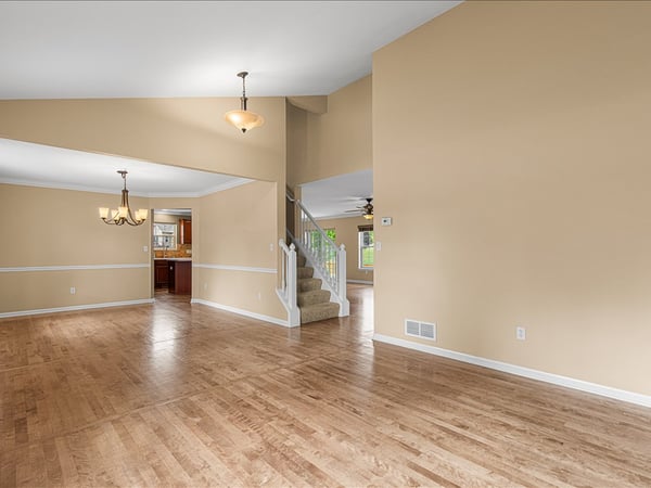 550 Lambert Drive, Slinger, WI