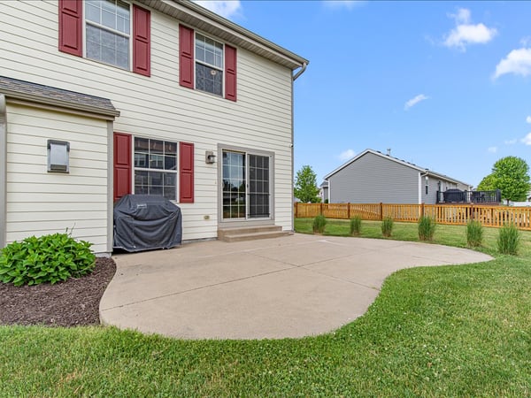 550 Lambert Drive, Slinger, WI