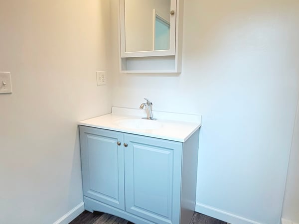 Primary Full Bathroom