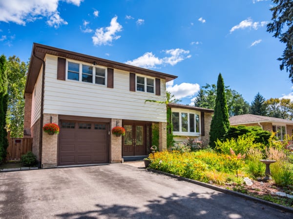 9 Birch Ct, Aurora, ON