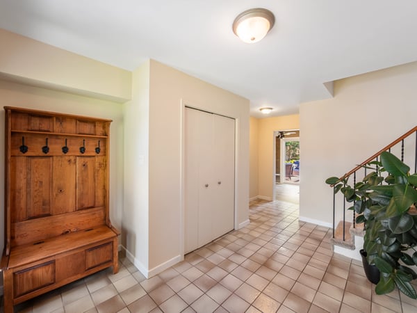 9 Birch Ct, Aurora, ON