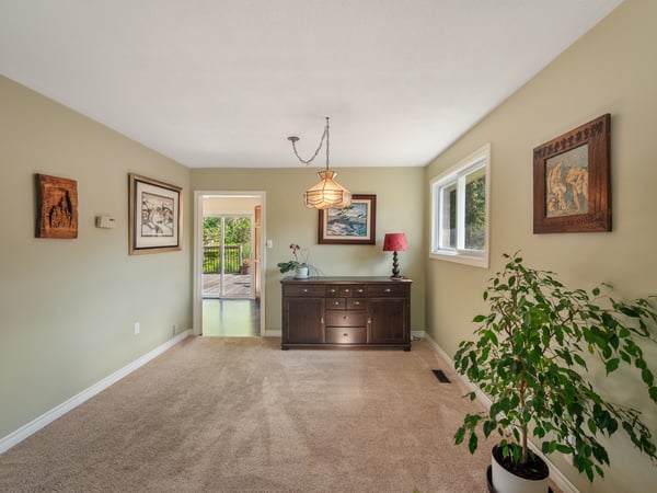 9 Birch Ct, Aurora, ON