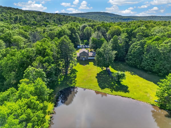 164 E Sterling Road, Newfoundland, PA