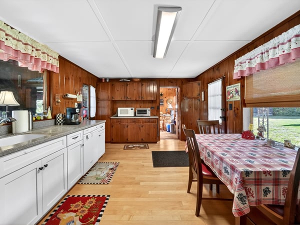 164 E Sterling Road, Newfoundland, PA