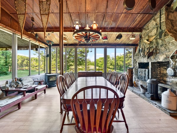 164 E Sterling Road, Newfoundland, PA