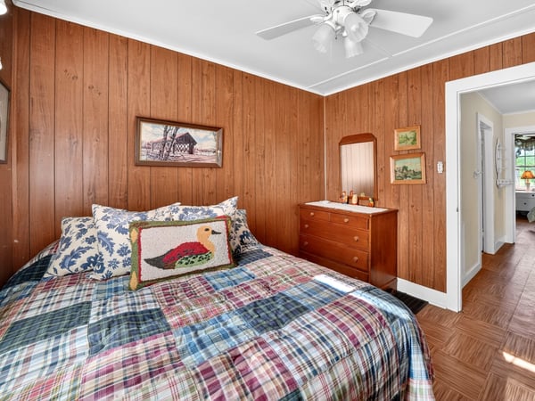 164 E Sterling Road, Newfoundland, PA