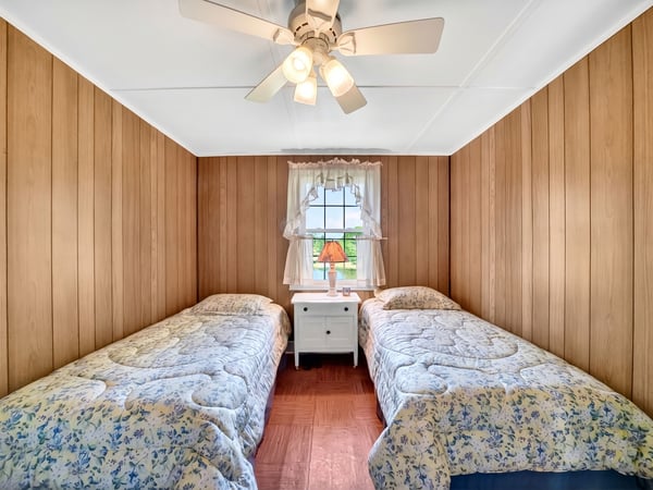 164 E Sterling Road, Newfoundland, PA