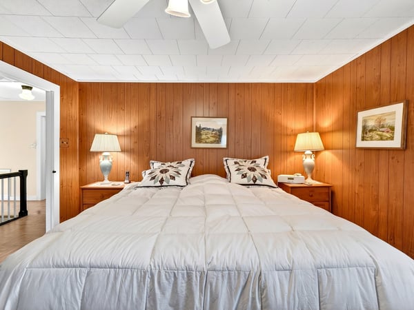 164 E Sterling Road, Newfoundland, PA