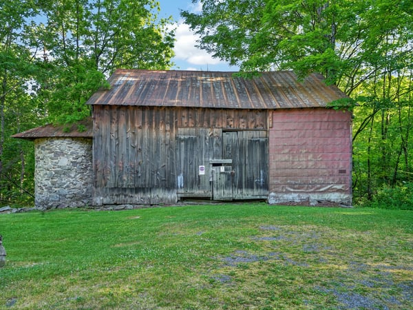 164 E Sterling Road, Newfoundland, PA