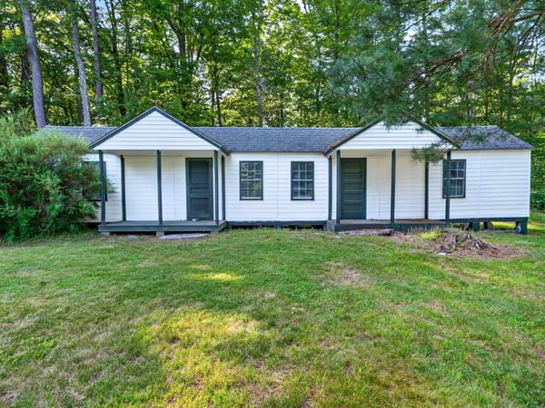 164 E Sterling Road, Newfoundland, PA