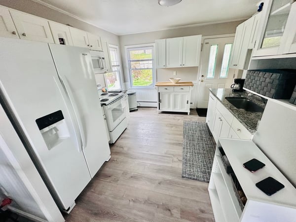 37 Humes Ave, Worcester, MA
