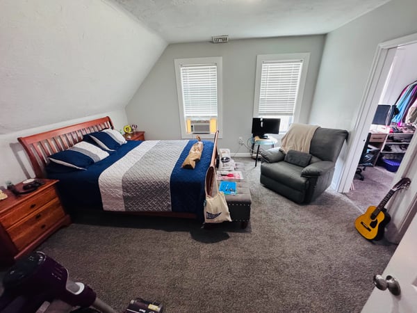 17 Winthrop St, Worcester, MA